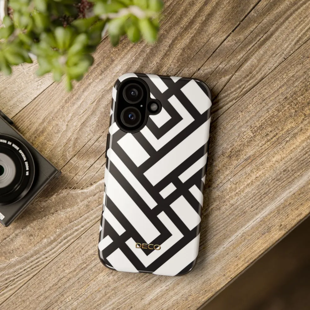 Black & White Maze Geometric Tough Phone Case