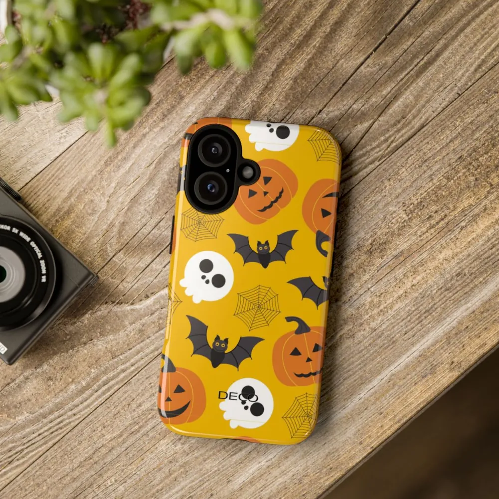 Bats & Spiders Spooky Halloween Tough Phone Case