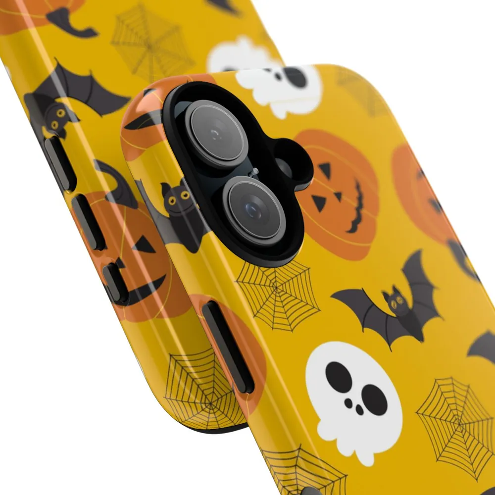 Bats & Spiders Spooky Halloween Tough Phone Case
